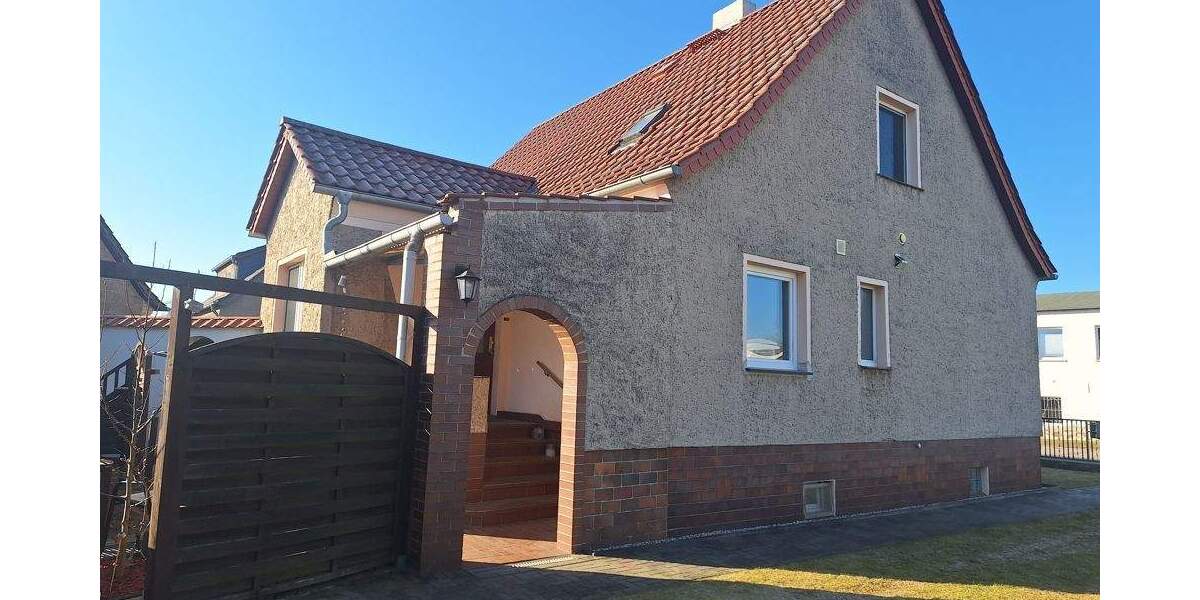 Einfamilienhaus Beeskow - 5 Zimmer, 118 m&sup2;, 310.000&euro; | Angebot:25663584