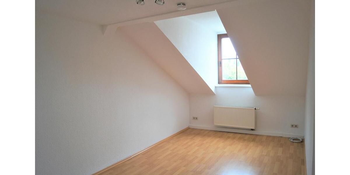 Dachgeschoßwohnung Frankfurt (Oder) Beresinchen - 2 Zimmer, 65 m&sup2;, 409&euro; | Angebot:25541085