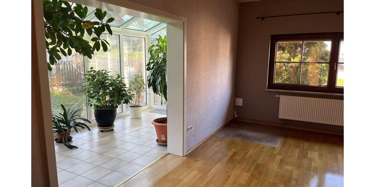 Einfamilienhaus Lawitz - 9 Zimmer, 303 m&sup2;, 365.000&euro; | Angebot:25834746