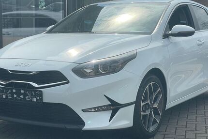 Kia ceed / Ceed 4.100 km 21.499 &euro; Vierlinden OT Diedersdorf 15306