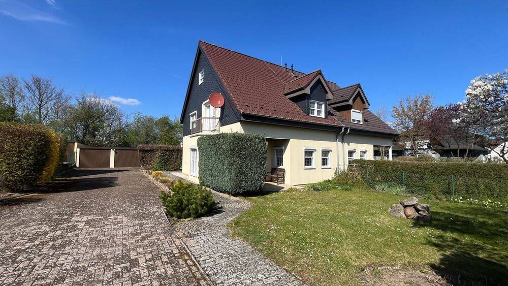 Doppelhaushälfte Siehdichum Rießen - 6 Zimmer, 130 m&sup2;, 230.000&euro; | Angebot:26840736