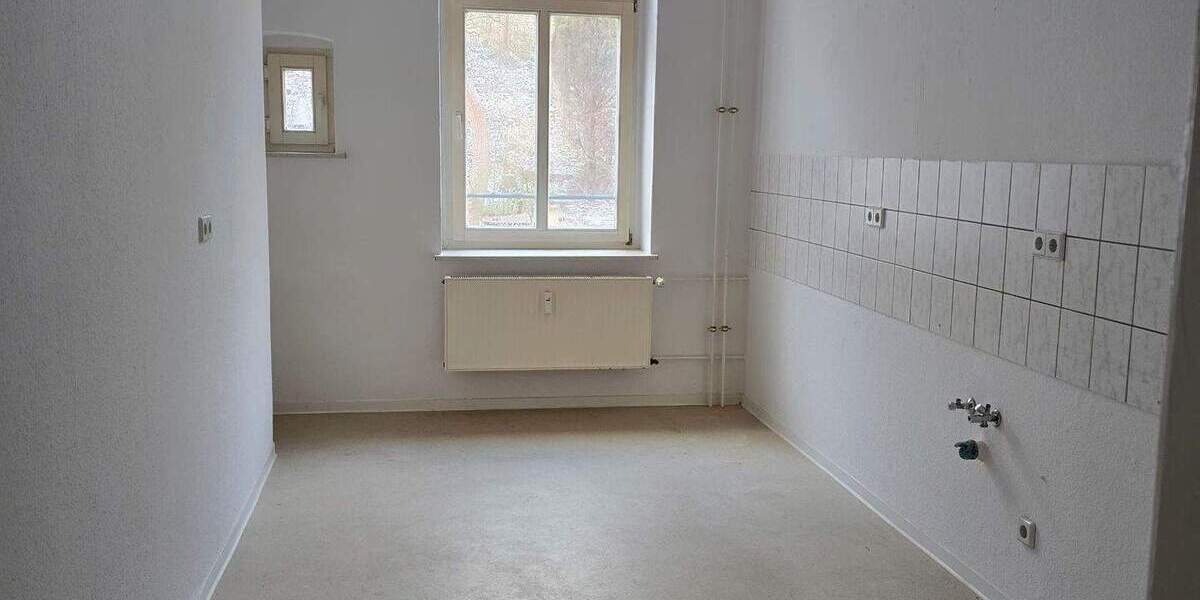 Etagenwohnung Frankfurt (Oder) Frankfurt - 2 Zimmer, 67 m&sup2;, 530&euro; | Angebot:25689112