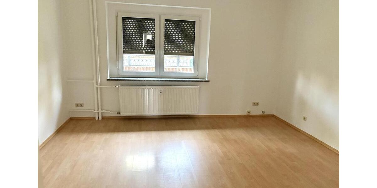 Etagenwohnung Frankfurt (Oder) Booßen - 3 Zimmer, 79 m&sup2;, 690&euro; | Angebot:26522958
