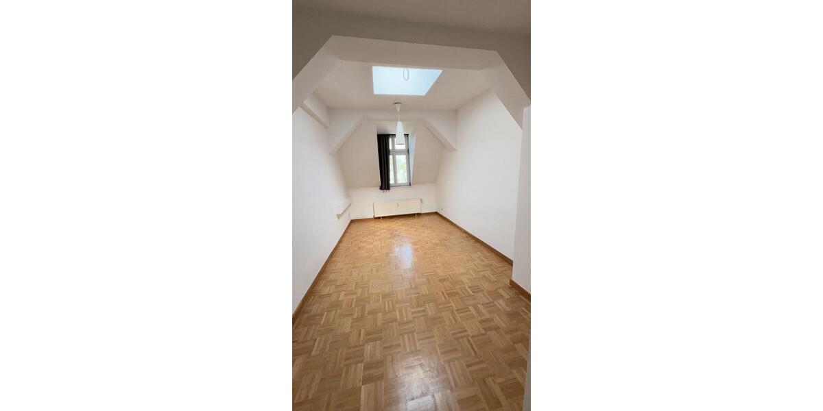 Dachgeschoßwohnung Jacobsdorf - 1 Zimmer, 71 m&sup2;, 780&euro; | Angebot:26166428