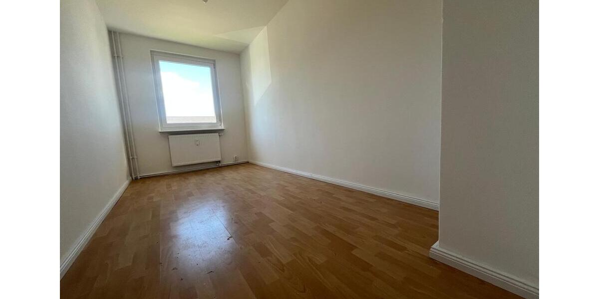 Etagenwohnung Frankfurt (Oder) Booßen - 3 Zimmer, 61 m&sup2;, 593&euro; | Angebot:24484453