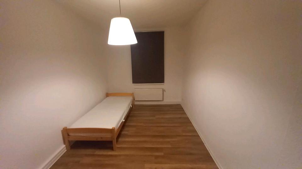 Etagenwohnung Frankfurt (Oder) Beresinchen - 3 Zimmer, 80 m&sup2;, 710&euro; | Angebot:26464737