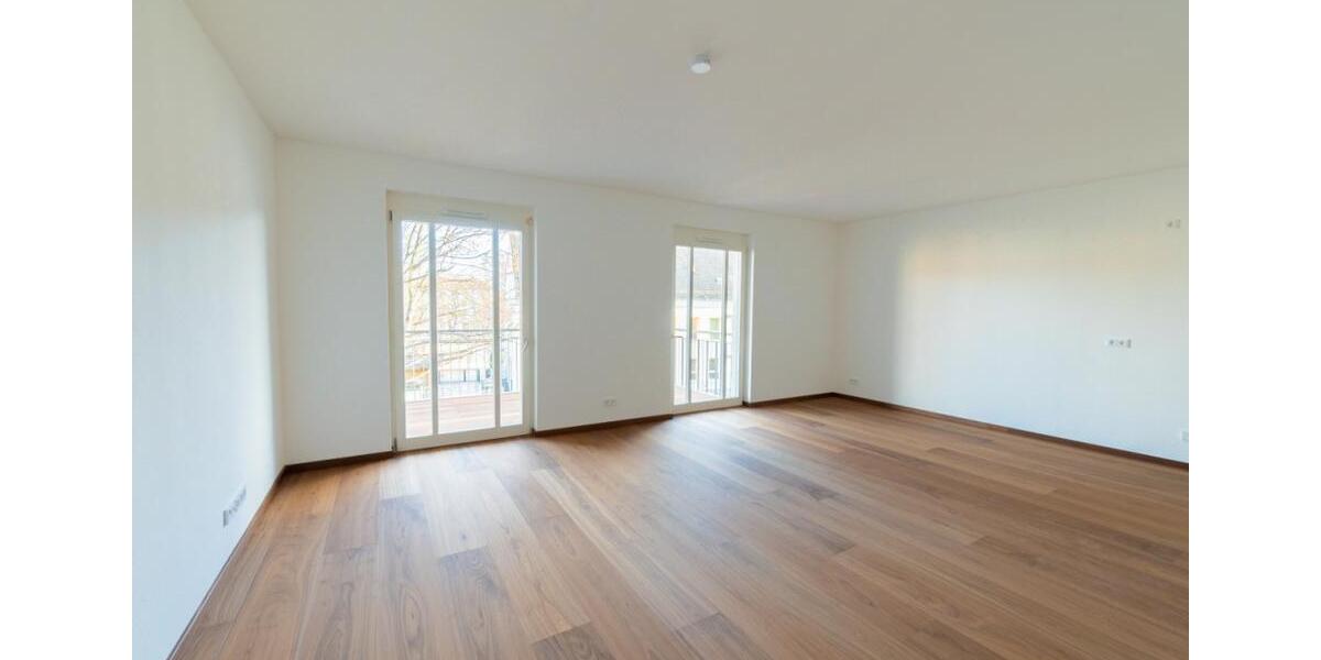 Etagenwohnung Frankfurt (Oder) - 2 Zimmer, 79 m&sup2;, 1.109&euro; | Angebot:25323144