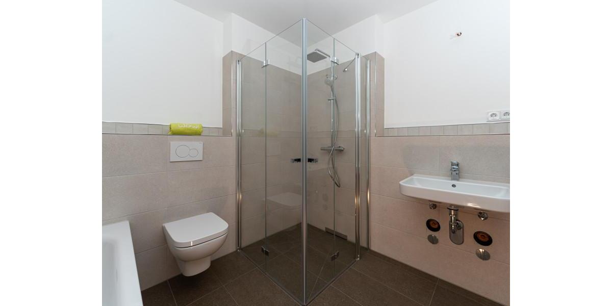 Etagenwohnung Frankfurt (Oder) - 3 Zimmer, 119 m&sup2;, 1.553&euro; | Angebot:24803154