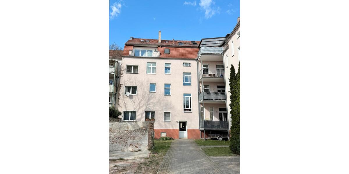 Etagenwohnung Frankfurt (Oder) Booßen - 4 Zimmer, 101 m&sup2;, 280.000&euro; | Angebot:26226549