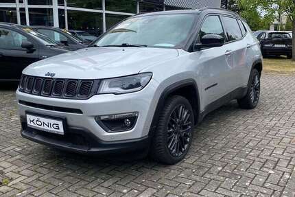 Jeep Compass 31.747 km 25.999 &euro; Frankfurt / Oder 15234