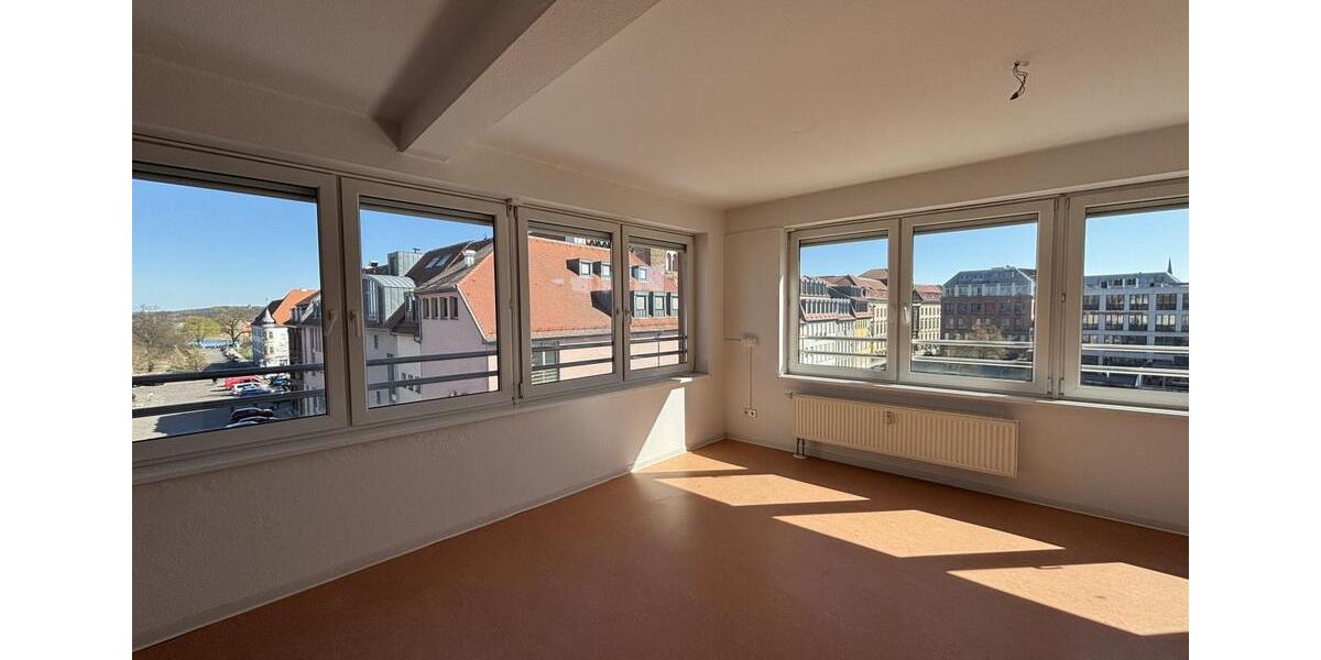 Etagenwohnung Frankfurt (Oder) - 2 Zimmer, 66 m&sup2;, 518&euro; | Angebot:22713985