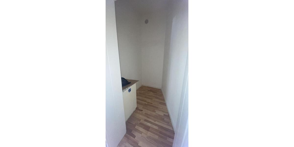 Erdgeschoßwohnung Frankfurt (Oder) - 2 Zimmer, 74 m&sup2;, 828&euro; | Angebot:20704680