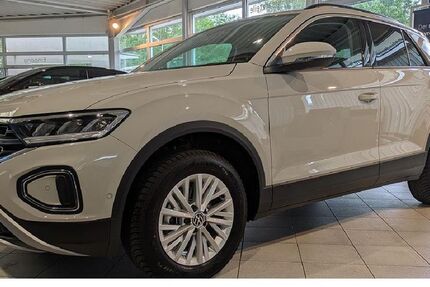 VW T-Roc 8.000 km 28.949 &euro; Eisenhüttenstadt 15890