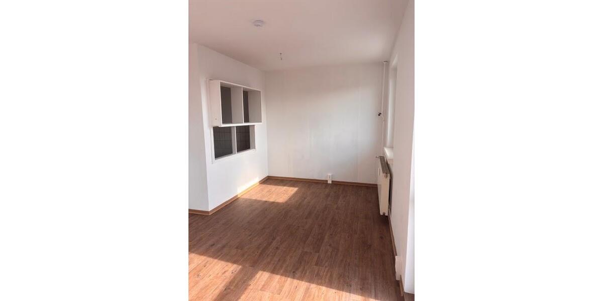 Etagenwohnung Frankfurt (Oder) Booßen - 2 Zimmer, 51 m&sup2;, 333&euro; | Angebot:25797746