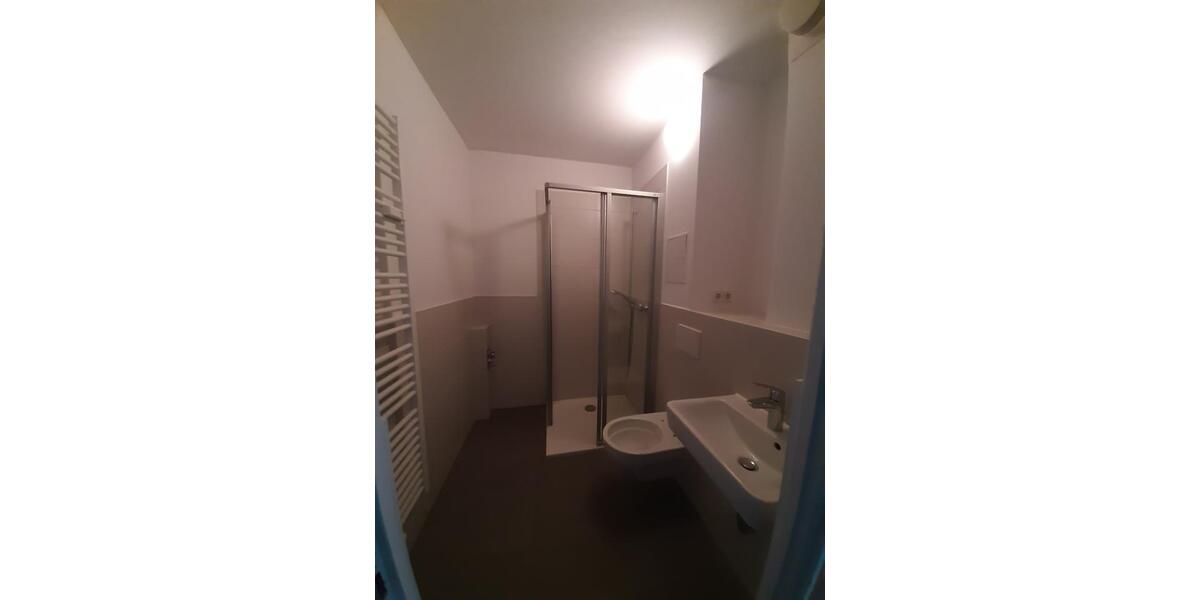 Etagenwohnung Frankfurt (Oder) - 1 Zimmer, 35 m&sup2;, 317&euro; | Angebot:26489700