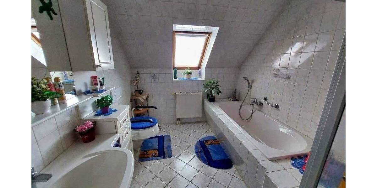 Einfamilienhaus Ziltendorf - 7 Zimmer, 247 m&sup2;, 469.000&euro; | Angebot:25686136