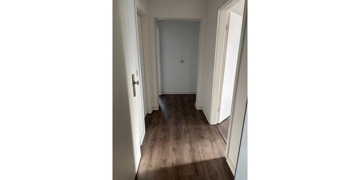 Etagenwohnung Eisenhüttenstadt - 2 Zimmer, 60 m&sup2;, 452&euro; | Angebot:24599158