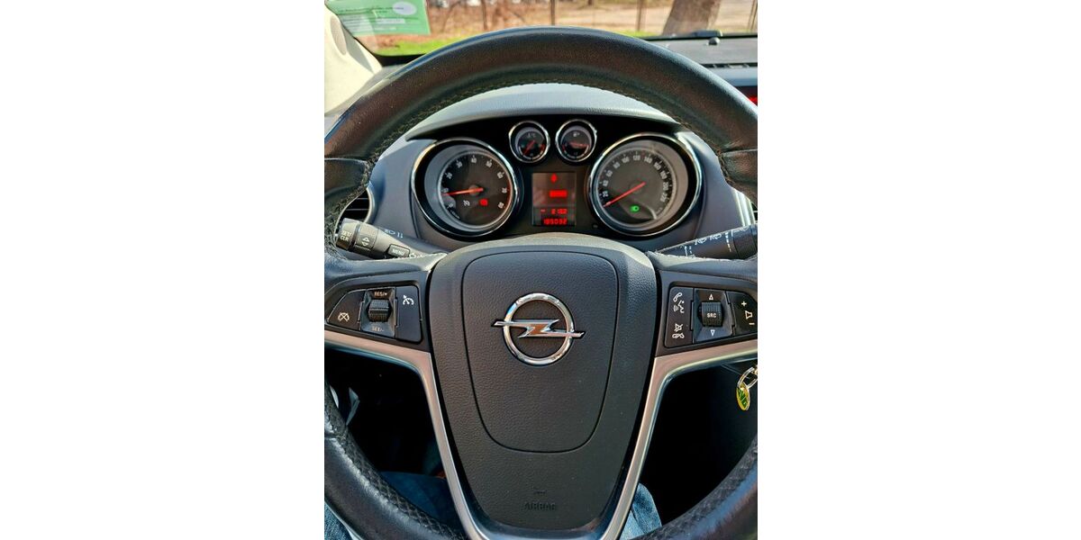 Opel Meriva 185.000 km 4.300 &euro; Frankfurt (Oder) 15230