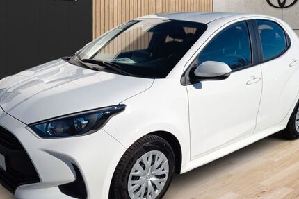 Toyota Yaris 34.444 km 17.990 &euro; Frankfurt(Oder) 15236