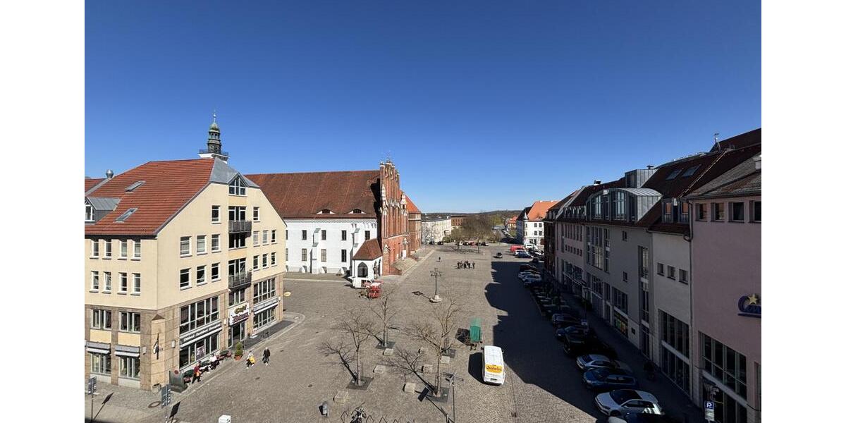 Etagenwohnung Frankfurt (Oder) - 2 Zimmer, 66 m&sup2;, 518&euro; | Angebot:22713985