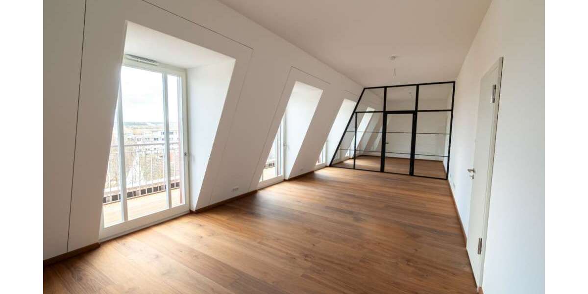 Etagenwohnung Frankfurt (Oder) - 2 Zimmer, 75 m&sup2;, 1.049&euro; | Angebot:25041424