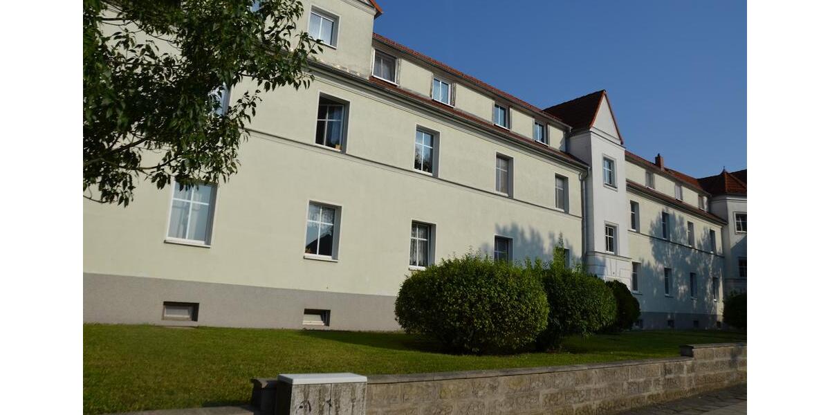 Etagenwohnung Frankfurt (Oder) - 2 Zimmer, 67 m&sup2;, 500&euro; | Angebot:26016391