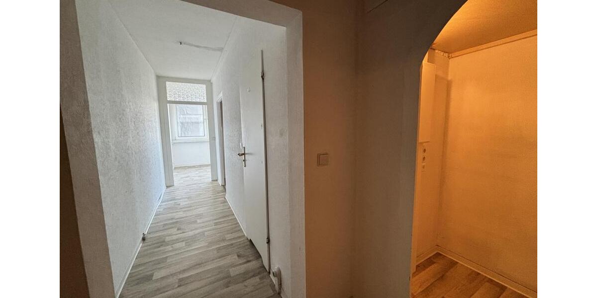 Etagenwohnung Frankfurt (Oder) - 2 Zimmer, 53 m&sup2;, 292&euro; | Angebot:25920198