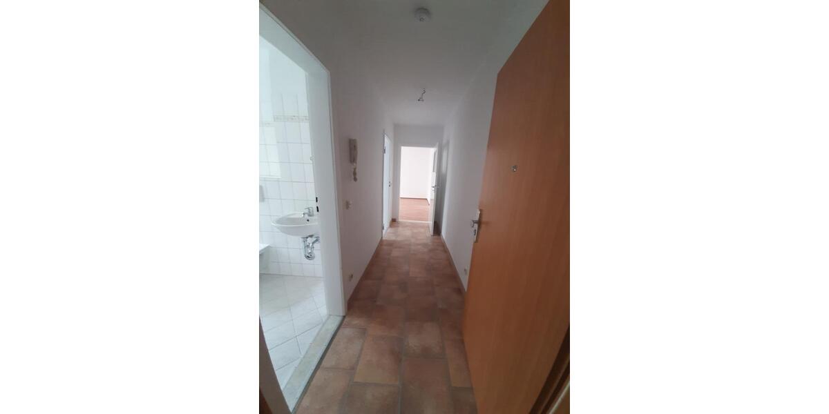 Etagenwohnung Frankfurt (Oder) - 2 Zimmer, 50 m&sup2;, 340&euro; | Angebot:26235653