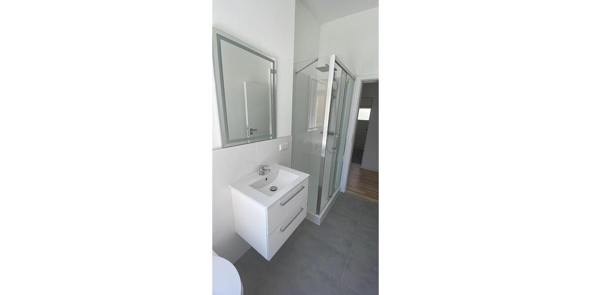 Etagenwohnung Frankfurt (Oder) - 2 Zimmer, 74 m&sup2;, 961&euro; | Angebot:24524785