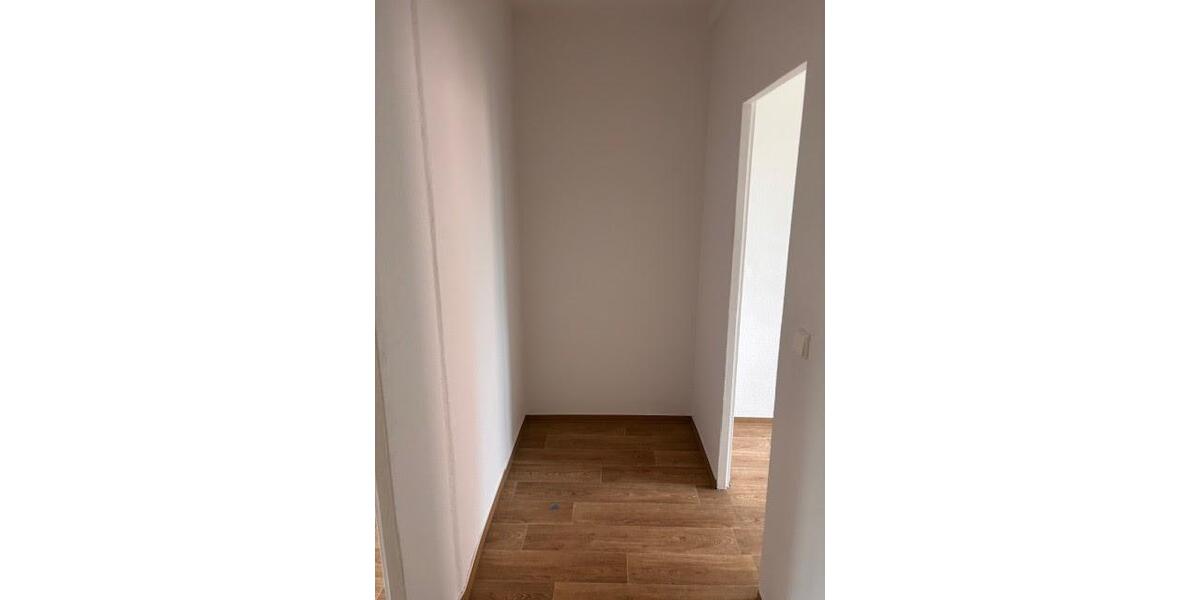 Etagenwohnung Frankfurt (Oder) - 2 Zimmer, 47 m&sup2;, 399&euro; | Angebot:26278676