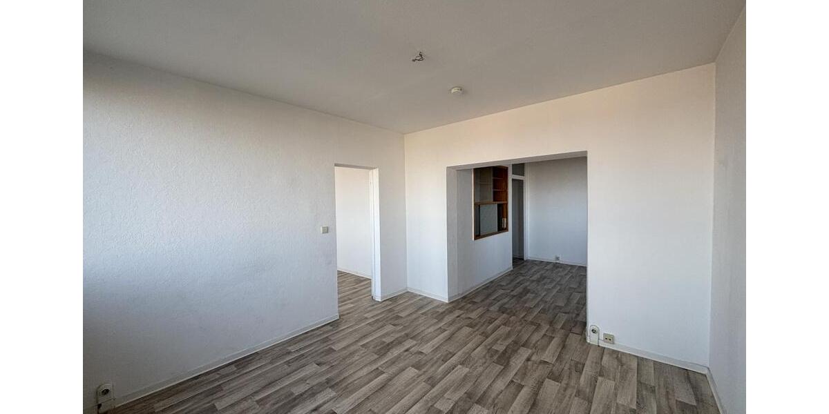 Etagenwohnung Frankfurt (Oder) - 2 Zimmer, 53 m&sup2;, 292&euro; | Angebot:25920198