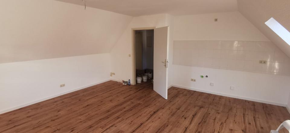 Dachgeschoßwohnung Lebus - 2 Zimmer, 55 m&sup2;, 335&euro; | Angebot:25917837