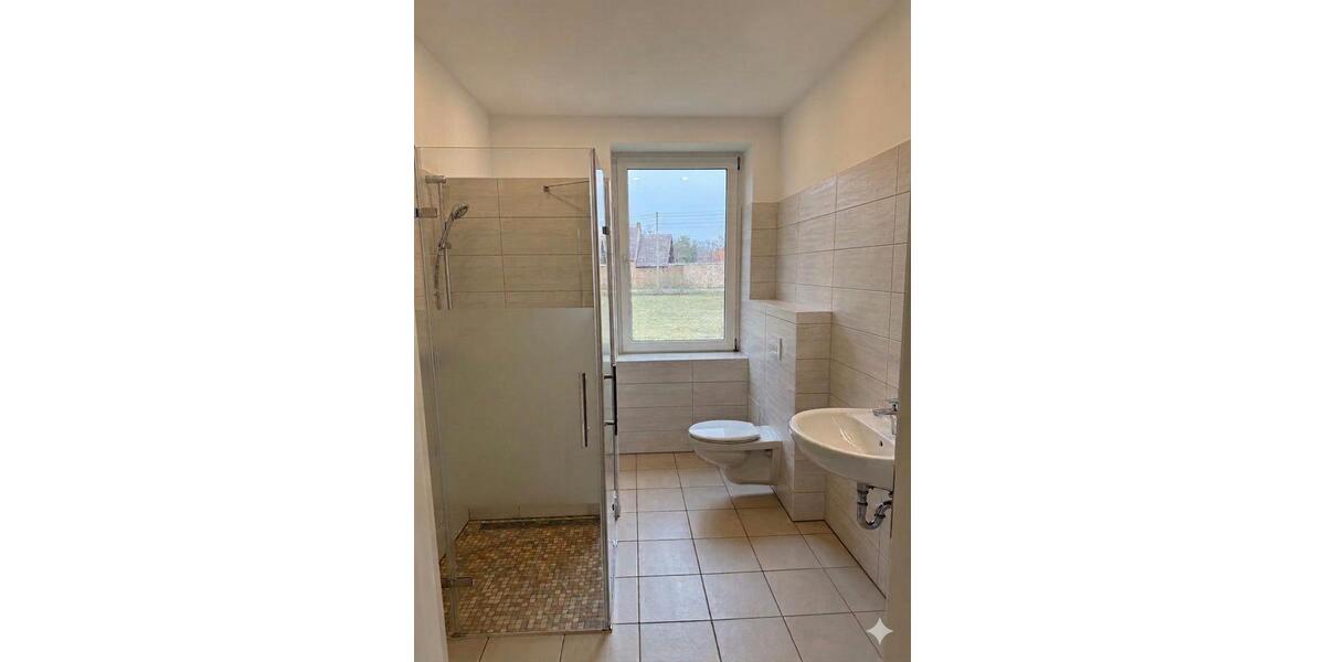 Erdgeschoßwohnung Küstriner Vorland - 2.5 Zimmer, 65 m&sup2;, 425&euro; | Angebot:26044575