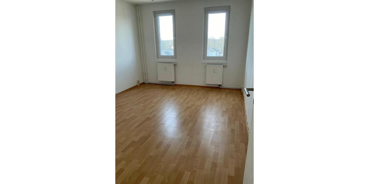 Etagenwohnung Frankfurt (Oder) Booßen - 4 Zimmer, 77 m&sup2;, 728&euro; | Angebot:25329396
