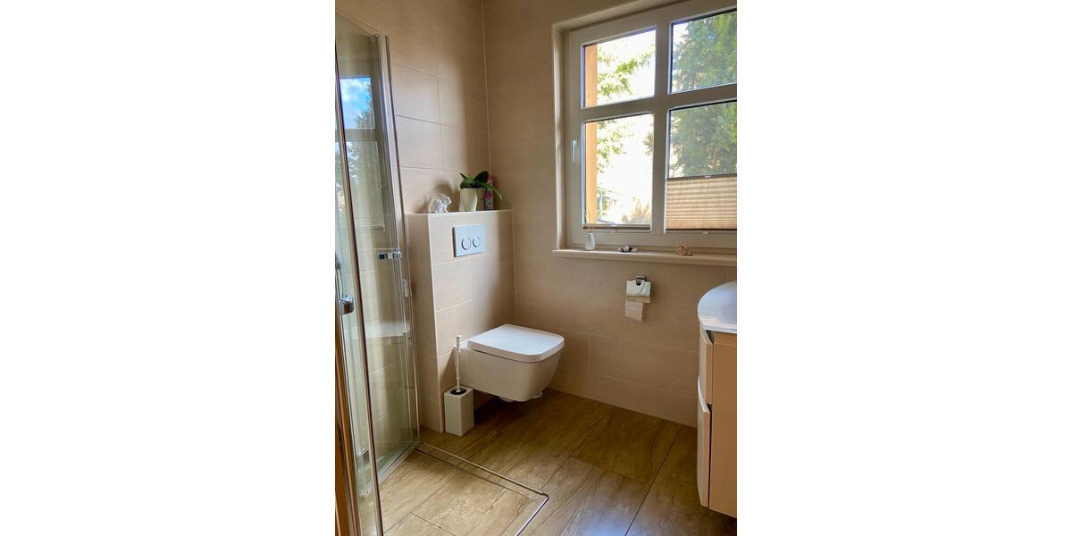 Einfamilienhaus Frankfurt (Oder) - 8 Zimmer, 200 m&sup2;, 650.000&euro; | Angebot:26073127