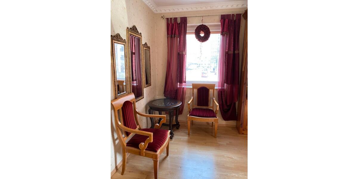 Etagenwohnung Frankfurt (Oder) - 3 Zimmer, 150 m&sup2;, 1.200&euro; | Angebot:26670050