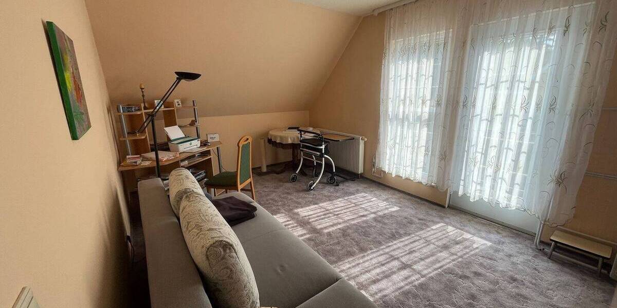 Doppelhaushälfte Siehdichum Rießen - 6 Zimmer, 130 m&sup2;, 230.000&euro; | Angebot:26840736