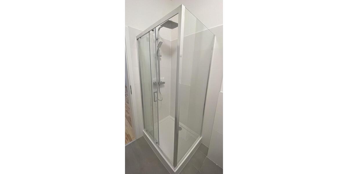 Etagenwohnung Frankfurt (Oder) - 2 Zimmer, 80 m&sup2;, 915&euro; | Angebot:24510547