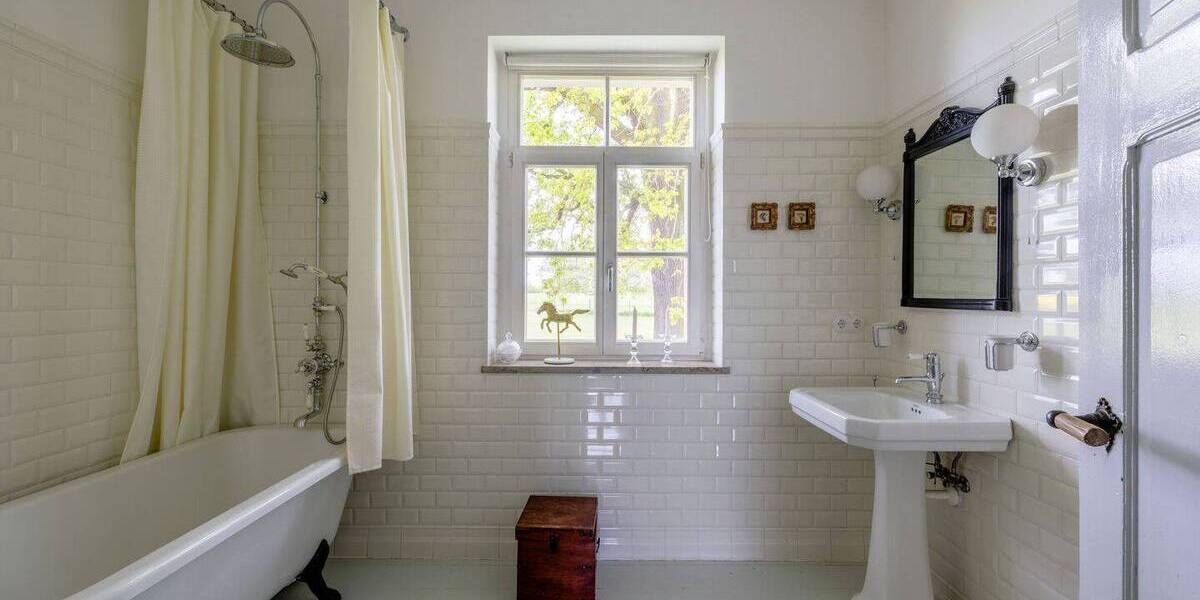 Einfamilienhaus Lindendorf-Dolgelin Dolgelin - 7 Zimmer, 160 m&sup2;, 975.000&euro; | Angebot:26799376