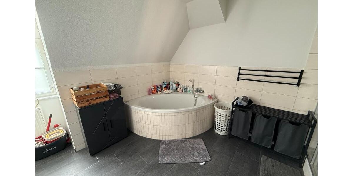 Dachgeschoßwohnung Frankfurt (Oder) Booßen - 3 Zimmer, 103 m&sup2;, 670&euro; | Angebot:26593460