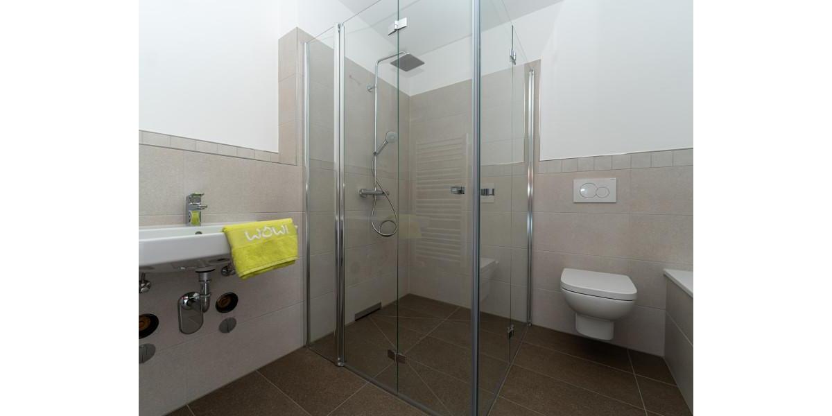 Etagenwohnung Frankfurt (Oder) - 2 Zimmer, 81 m&sup2;, 1.135&euro; | Angebot:25323154