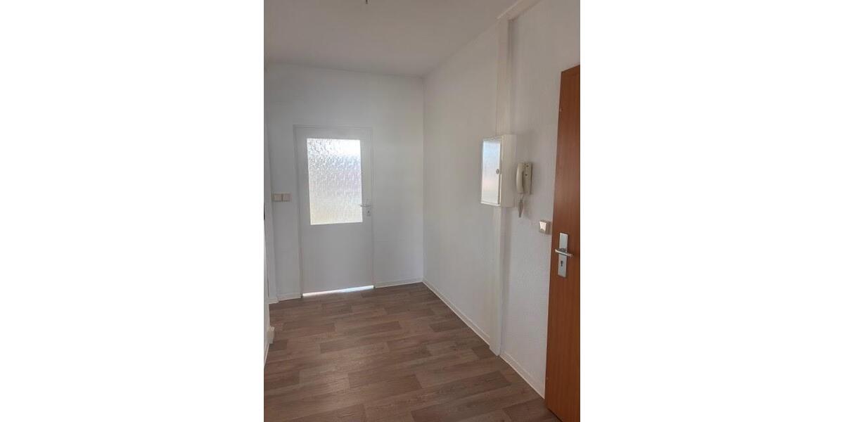 Etagenwohnung Frankfurt (Oder) - 4 Zimmer, 72 m&sup2;, 519&euro; | Angebot:25351193