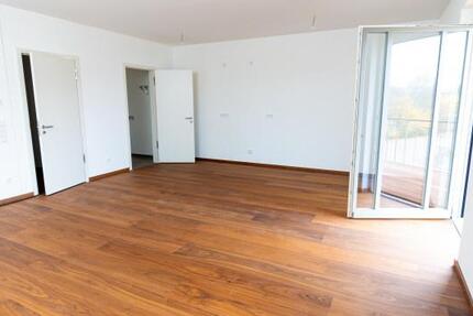 Wohnung Frankfurt (Oder) - 2 Zimmer, 79 m&sup2;, 1.110&euro; | Angebot:25323160
