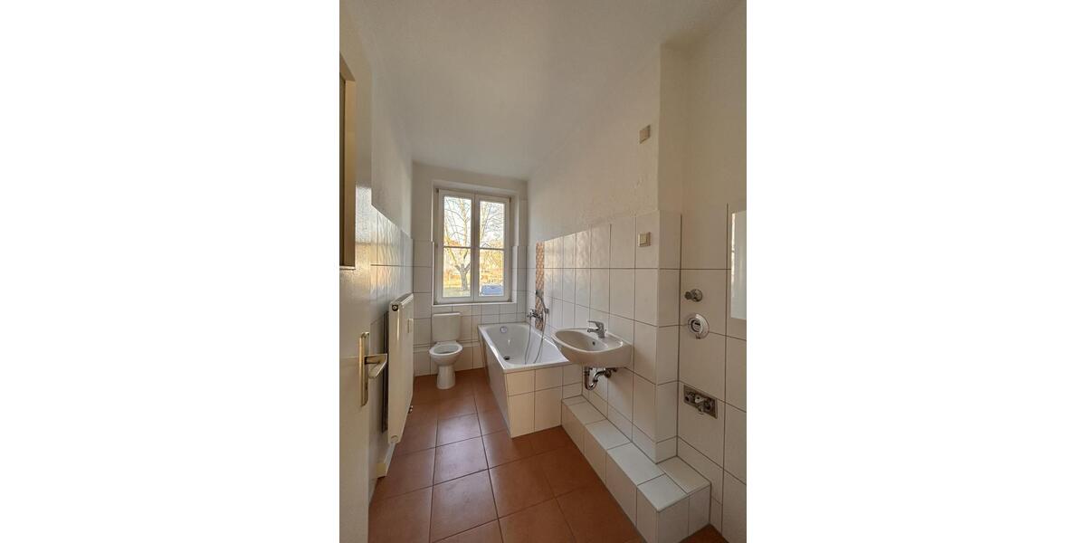 Erdgeschoßwohnung Eisenhüttenstadt - 3 Zimmer, 64 m&sup2;, 403&euro; | Angebot:25367974