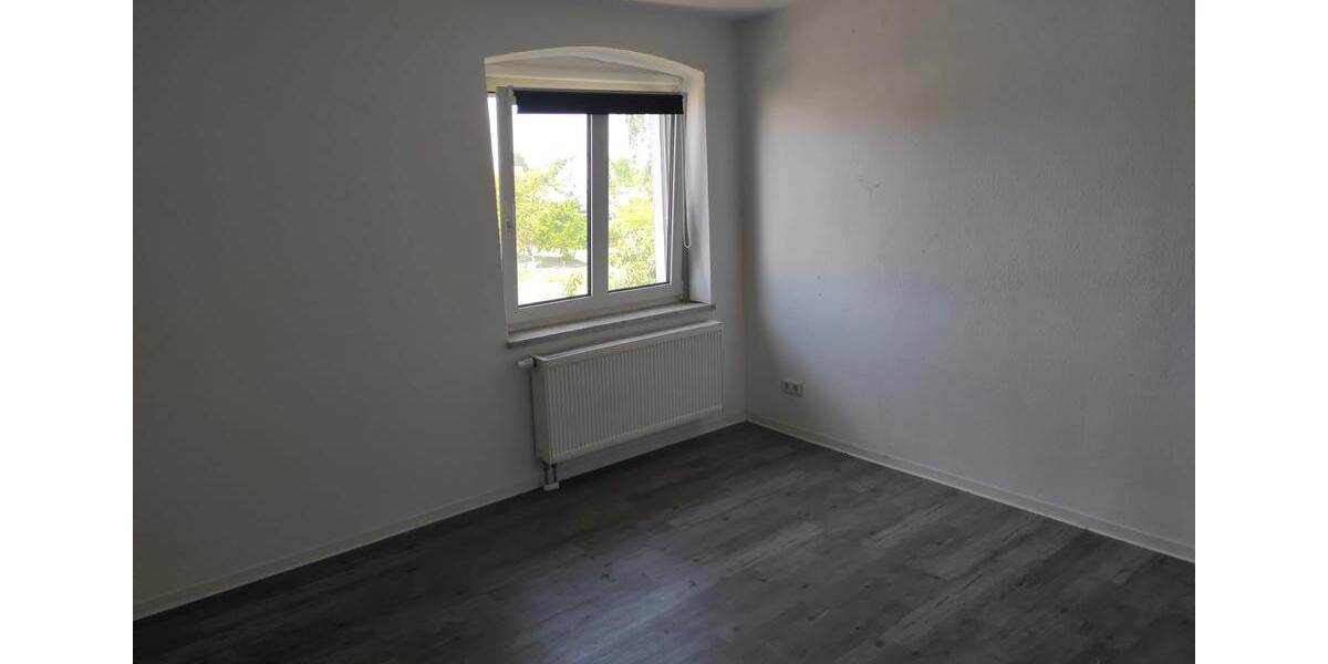 Etagenwohnung Neuzelle - 4 Zimmer, 102 m&sup2;, 765&euro; | Angebot:26045366