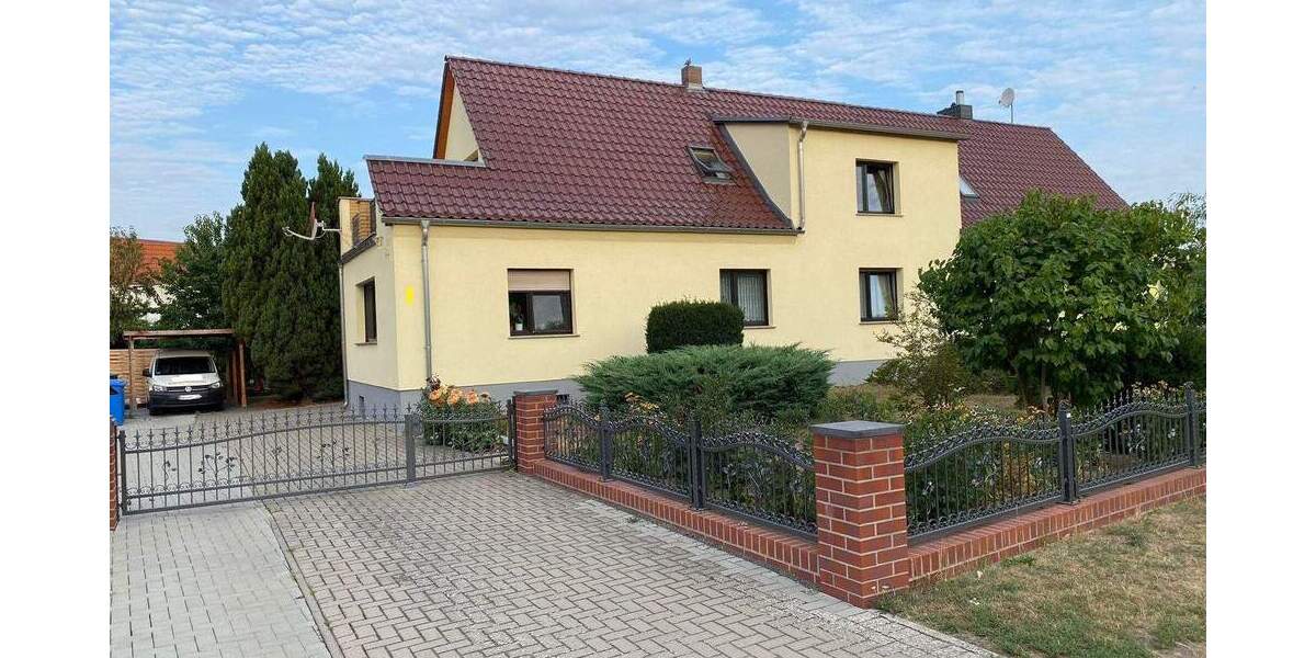 Doppelhaushälfte Seelow - 5 Zimmer, 120 m&sup2;, 298.000&euro; | Angebot:25685808