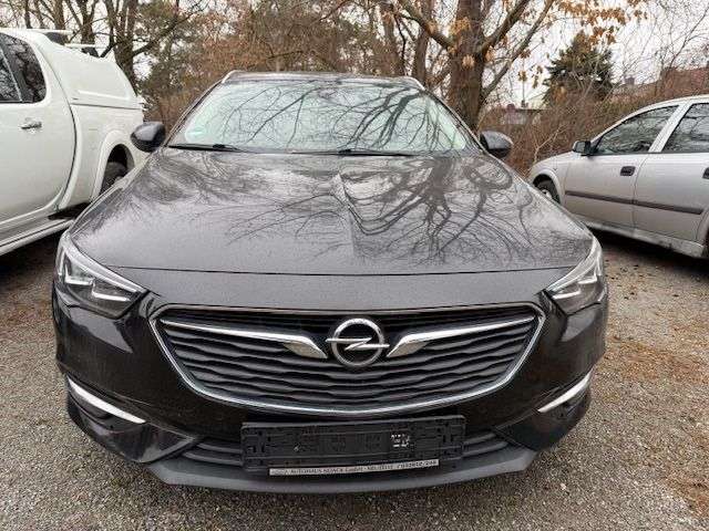 Opel Insignia 122.000 km 10.999 &euro; Eisenhüttenstadt 15890