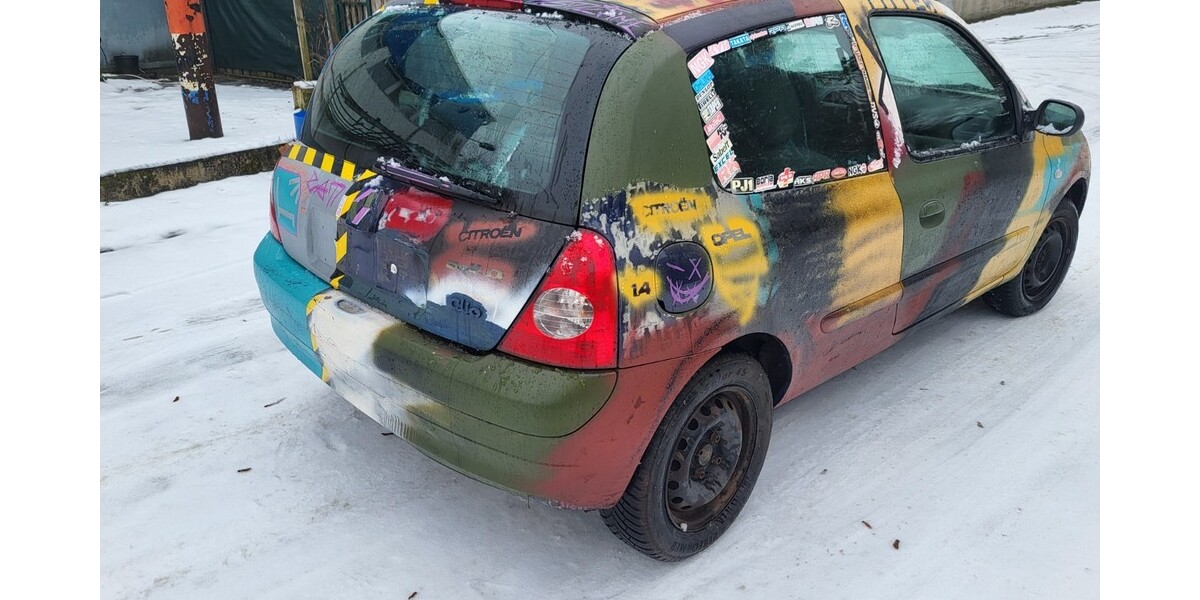 Renault Clio 260.654 km 1.250 &euro; Seelow 15306