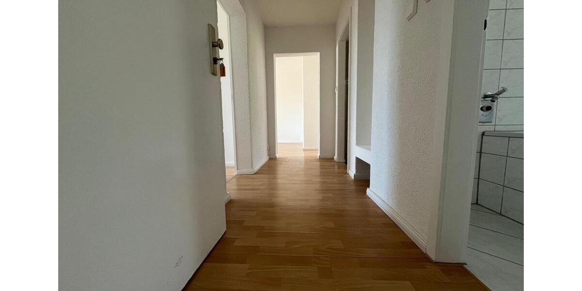 Etagenwohnung Frankfurt (Oder) Booßen - 3 Zimmer, 61 m&sup2;, 593&euro; | Angebot:24484453