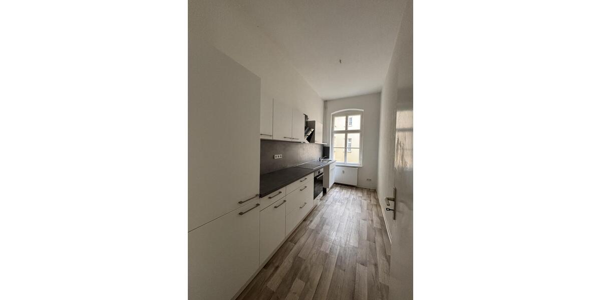 Etagenwohnung Frankfurt (Oder) - 2 Zimmer, 71 m&sup2;, 558&euro; | Angebot:25654517